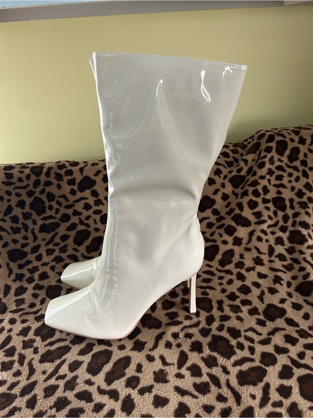 Glossy Off-White Knee-High Boots with Stiletto Heels size 11
